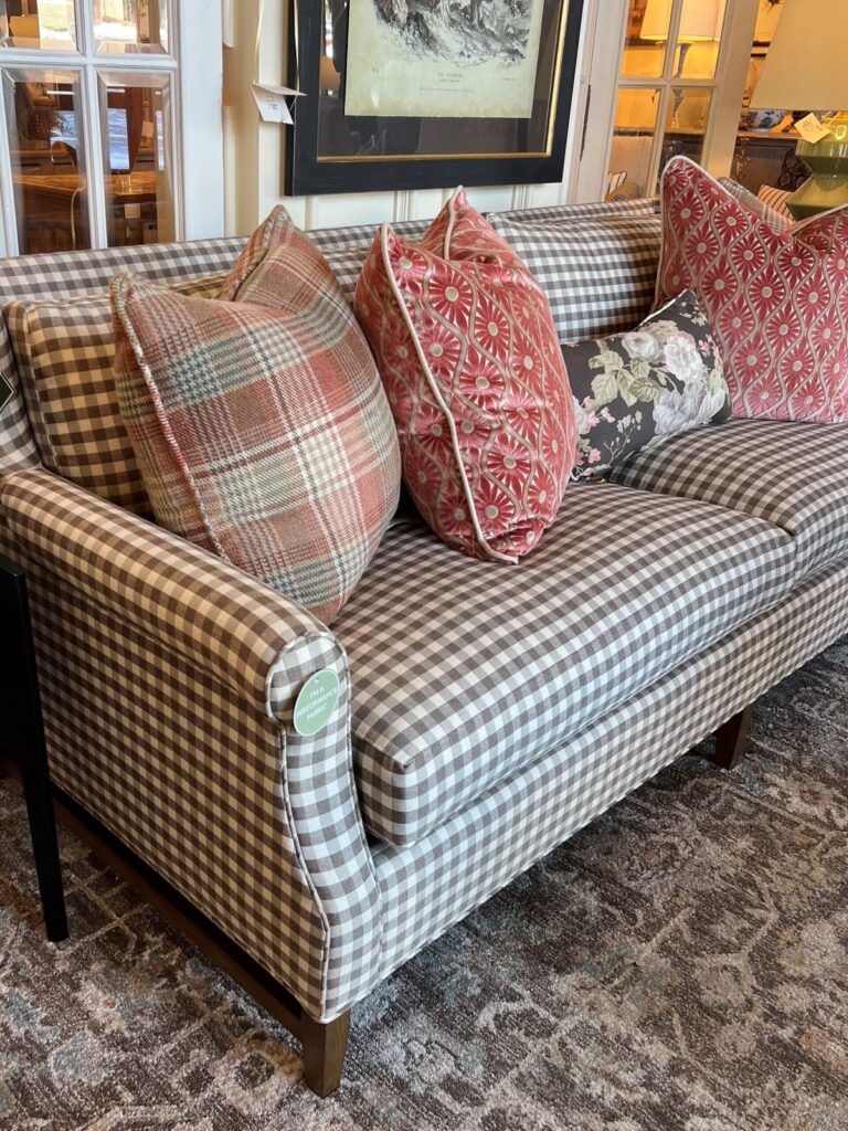 Gingham Prints Make a Stylish Comeback Daily Home Review